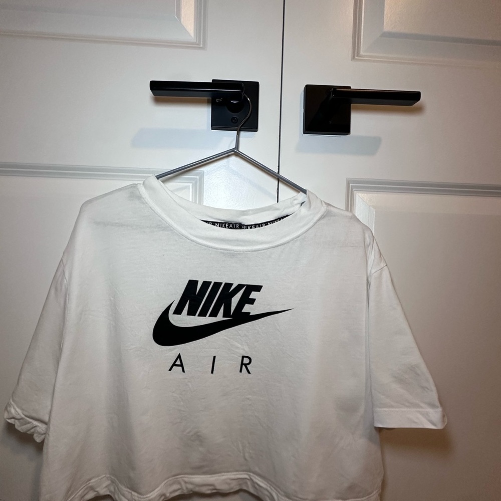 Nike White T-Shirt with Black Swoosh Neck Label